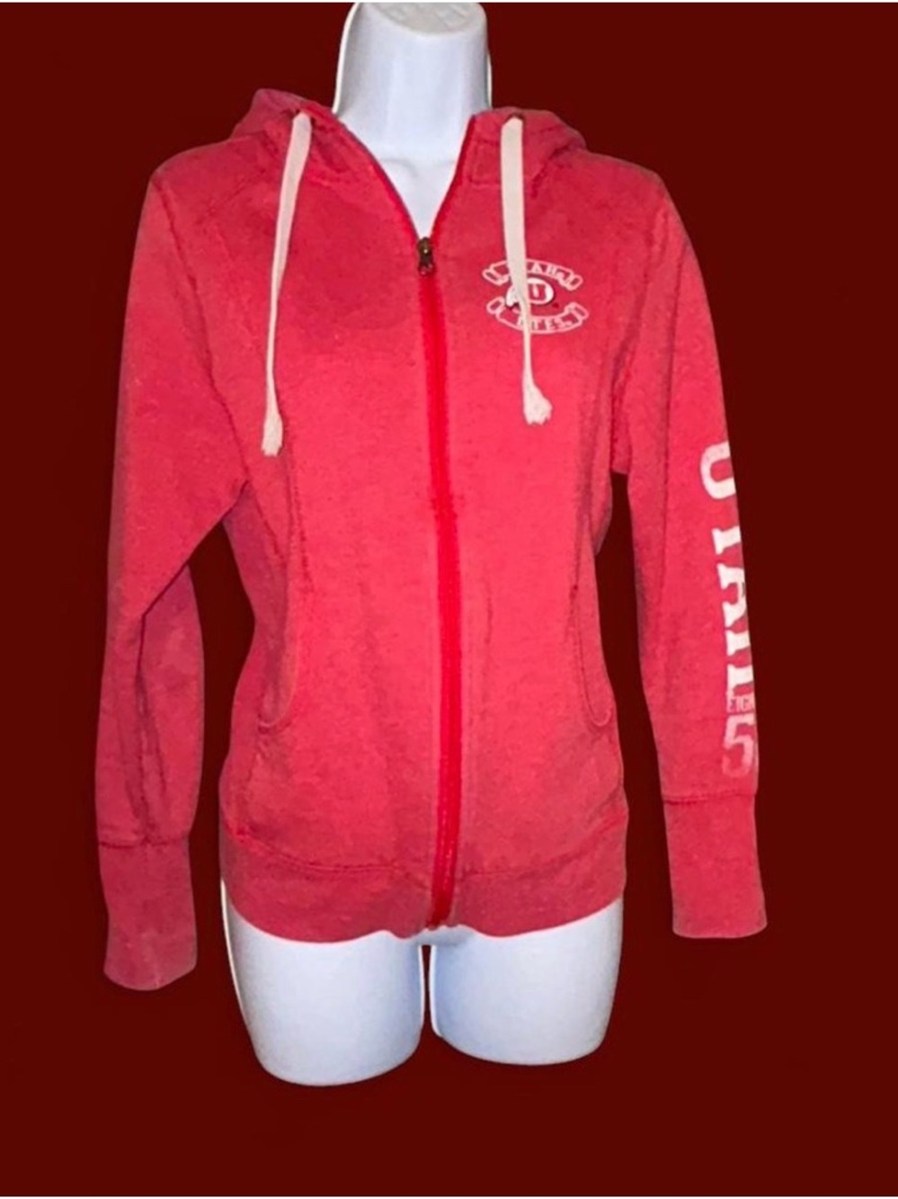 Sporty & Cozy Champion Brand University of Utah Women’s Medium Red Zip-Up Hoodie